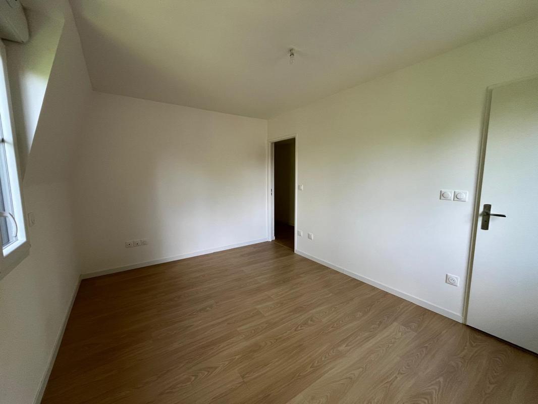 Grand T4 de 80m² - Miniature 6