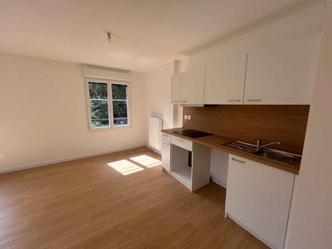 Beau T3 de 61m² - Miniature 2
