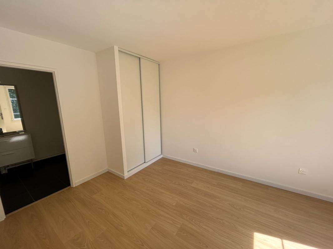 Grand T4 de 93m² - Miniature 4