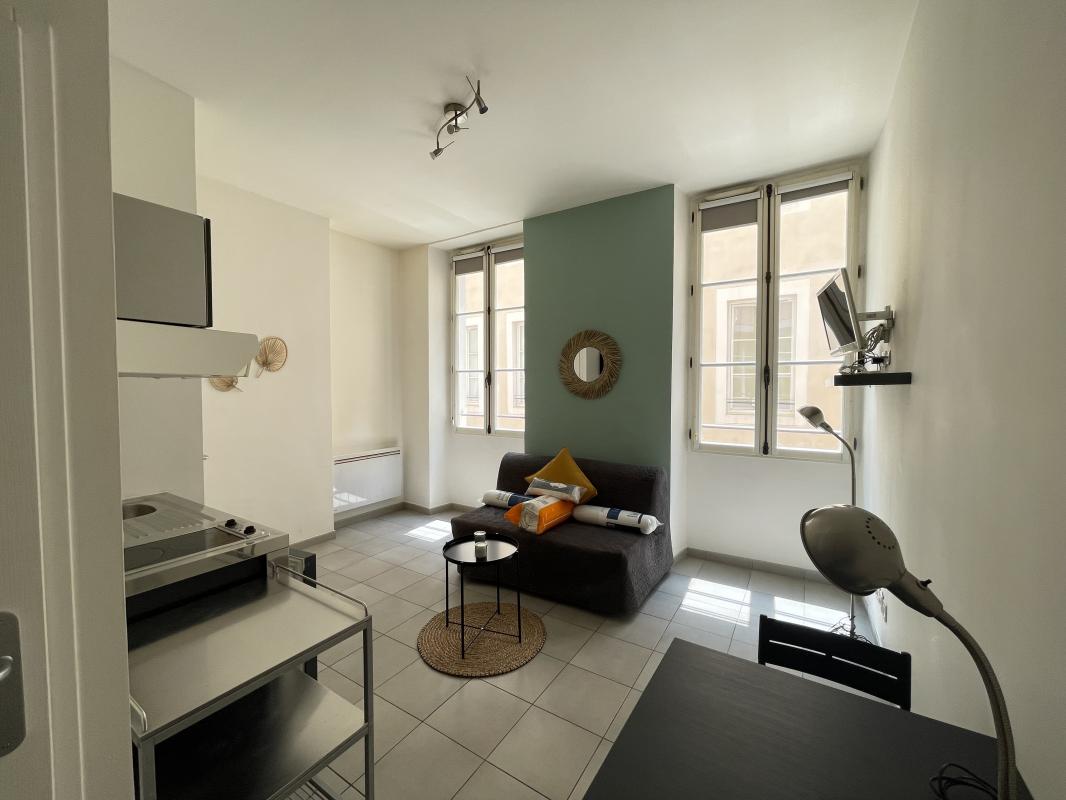 STUDIO RENOVE COTE JOLIETTE - À louer - 1 pièces, 24.46m² à MARSEILLE 2 AR