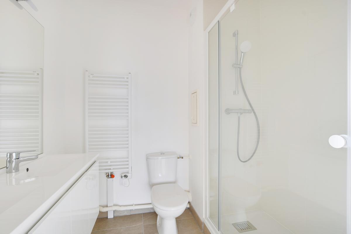 T1 NEUF AVEC BALCON DE 10M² - Miniature 4