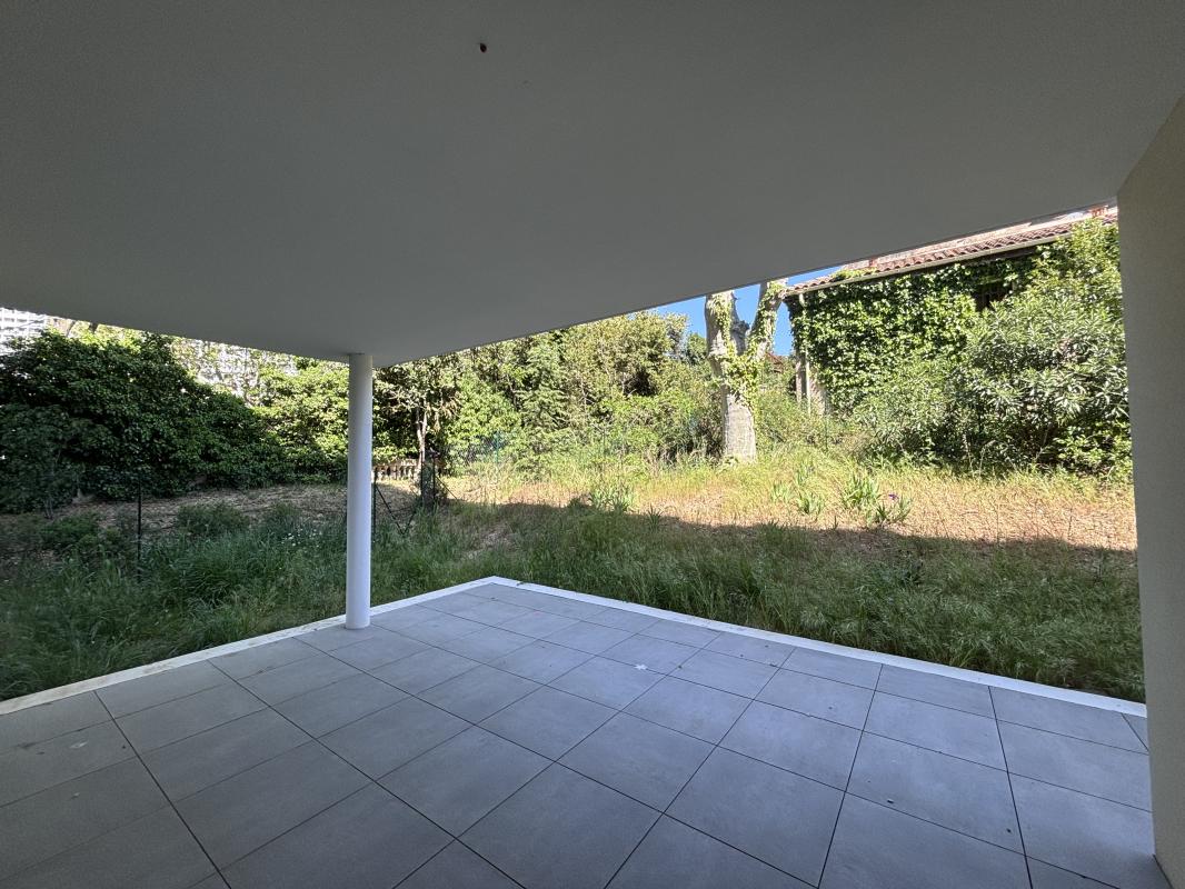 MARSEILLE 9ème - T4 jardin privatif 3 chambres, 4 pièces, 79,5 m² à Marseille 9e