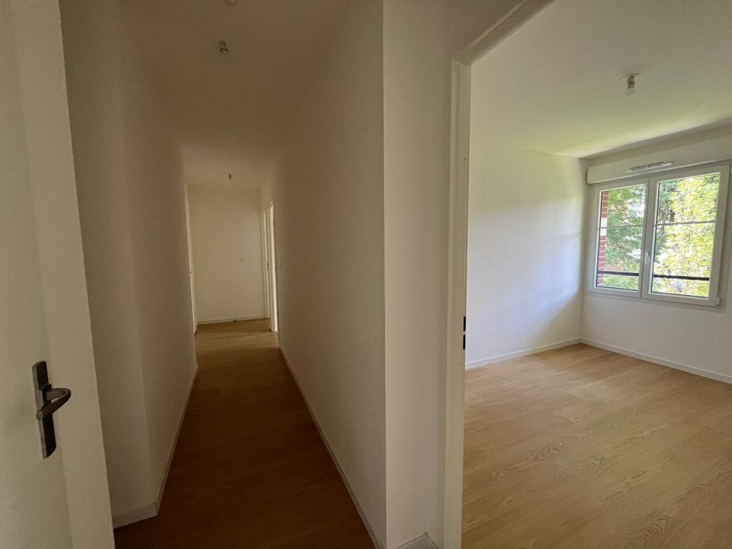 Superbe T4 de 87m² - Miniature 7
