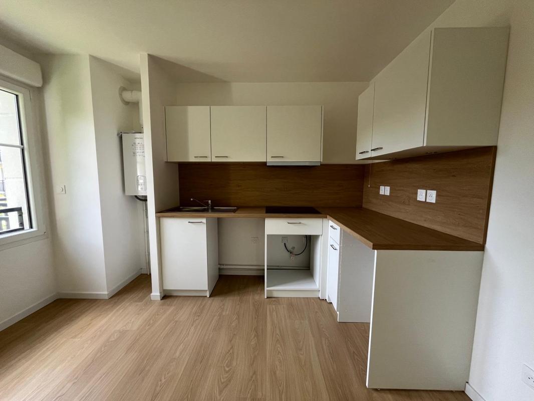 Superbe T4 de 81m² - Miniature 2