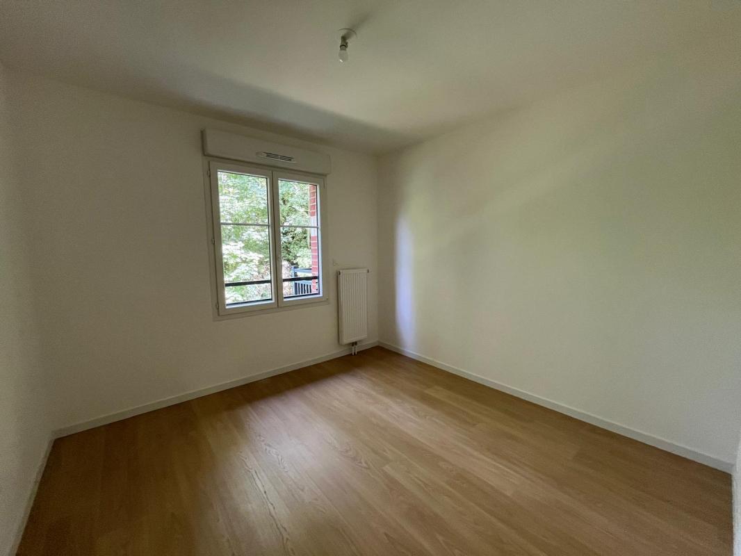 Superbe T4 de 81m² - Miniature 4