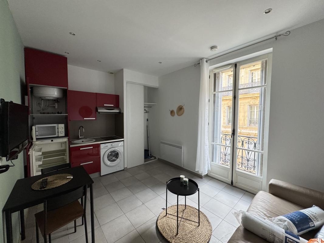 STUDIO RENOVE COTE JOLIETTE AVEC BALCON - À louer - 1 pièces, 18.91m² à MARSEILLE 2 AR