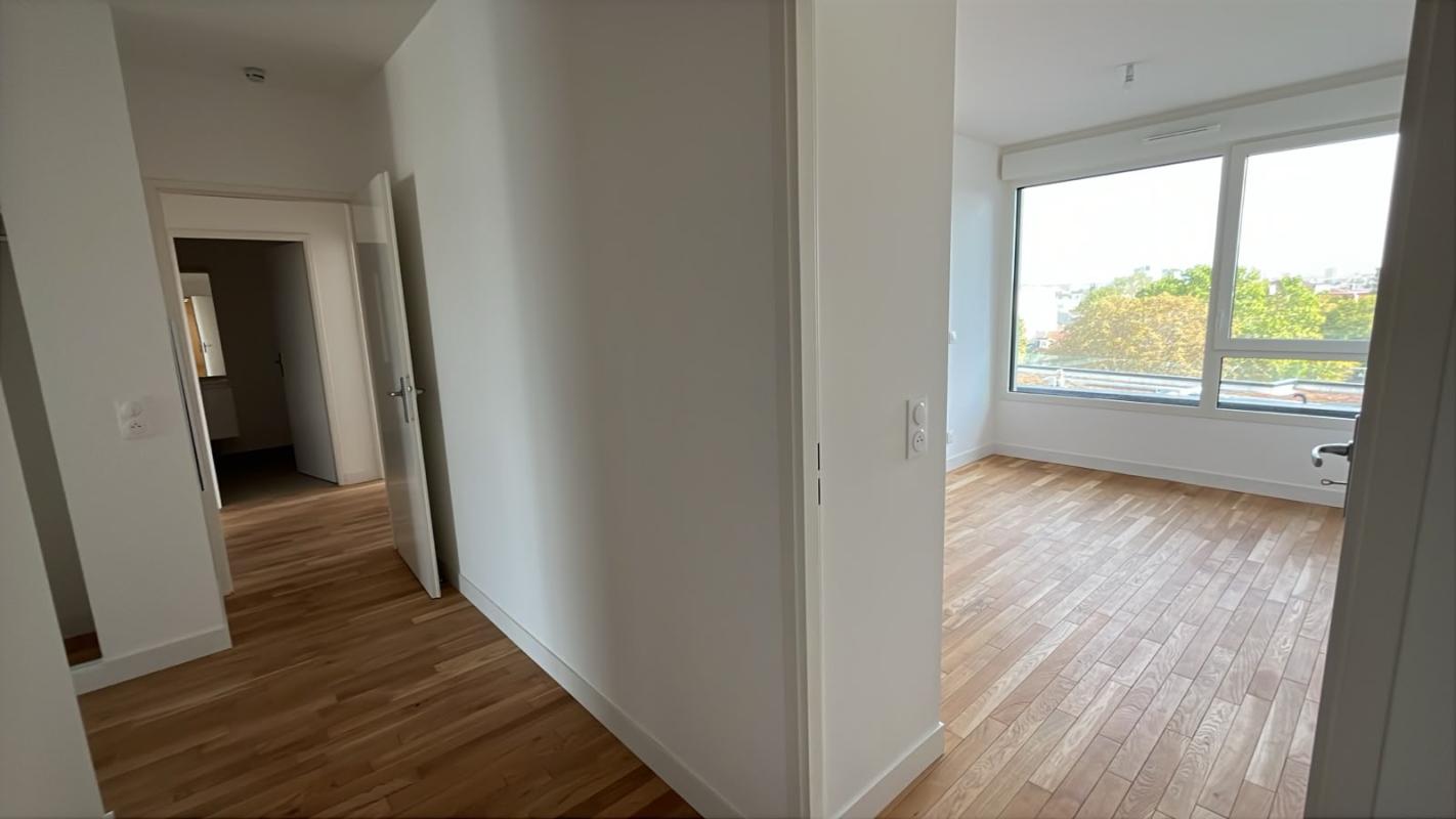 Beau T4 de 81m² avec balcon - Miniature 7