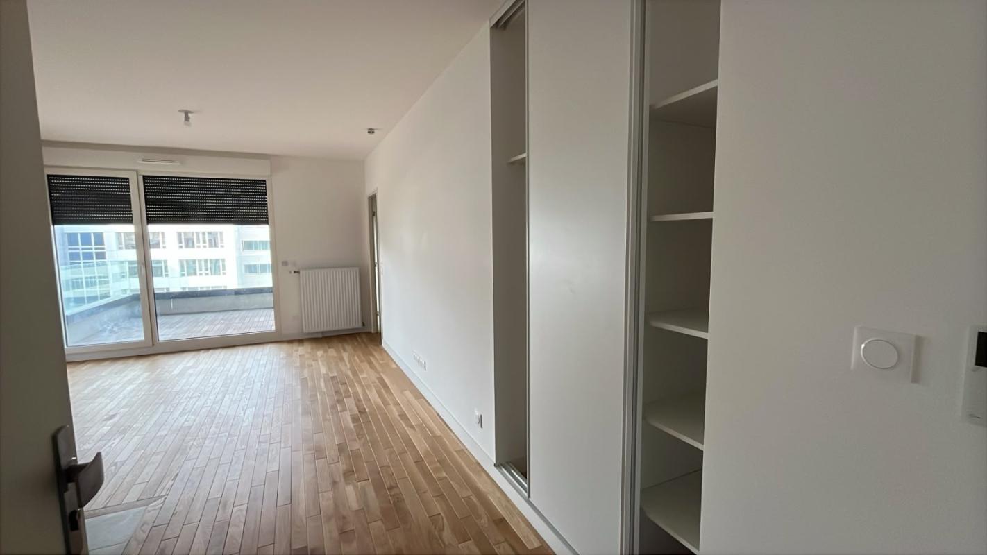 T2 DE 41M² AVEC BALCON DE 16M² - À louer - 2 pièces, 41.4m² à COLOMBES