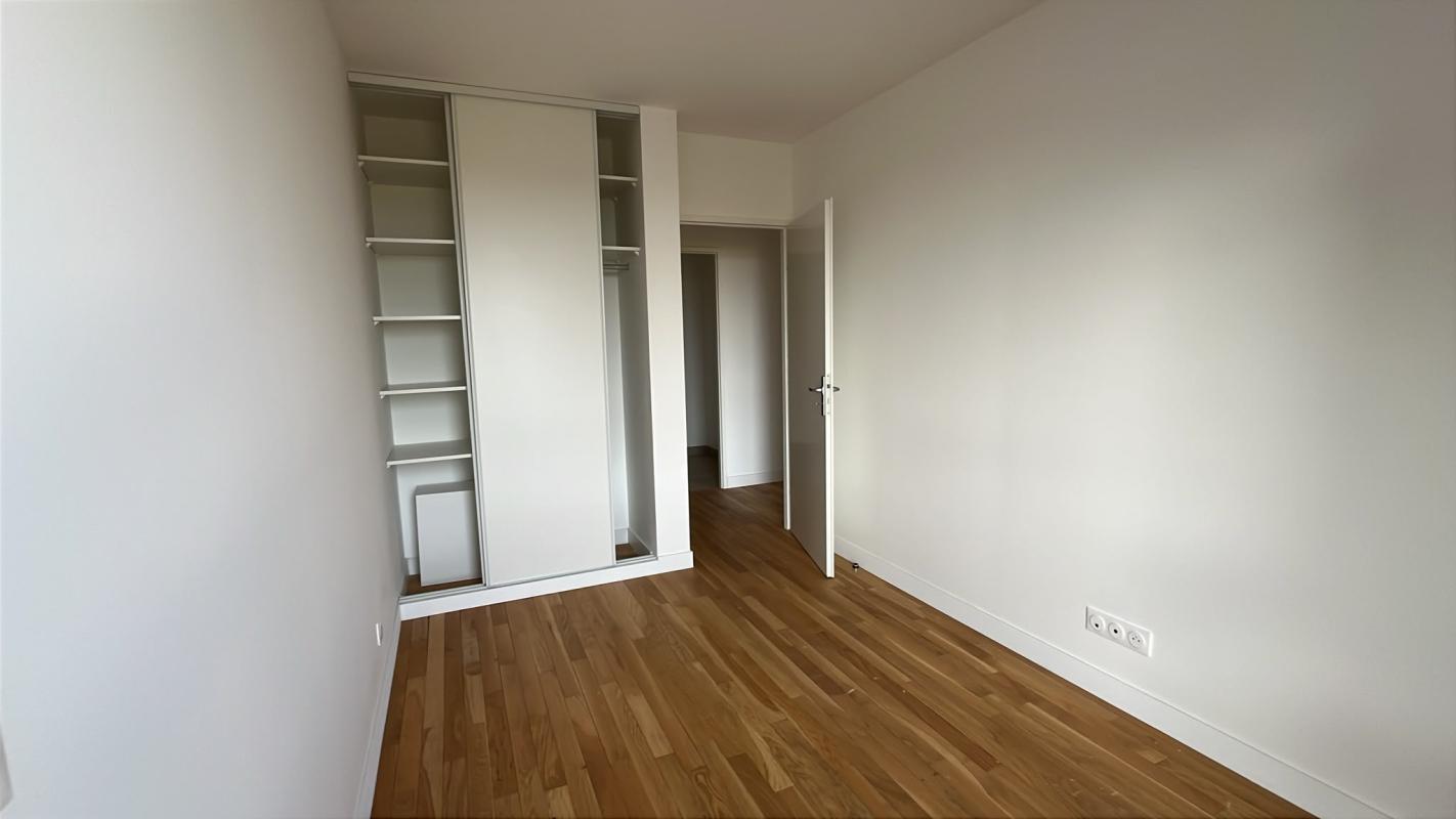 Superbe T4 de 82m² - Miniature 5