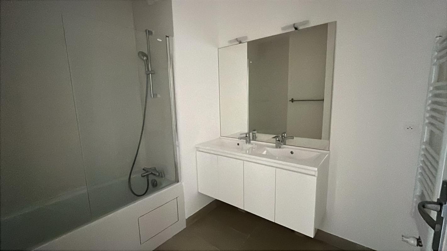 Superbe T4 de 82m² - Miniature 7
