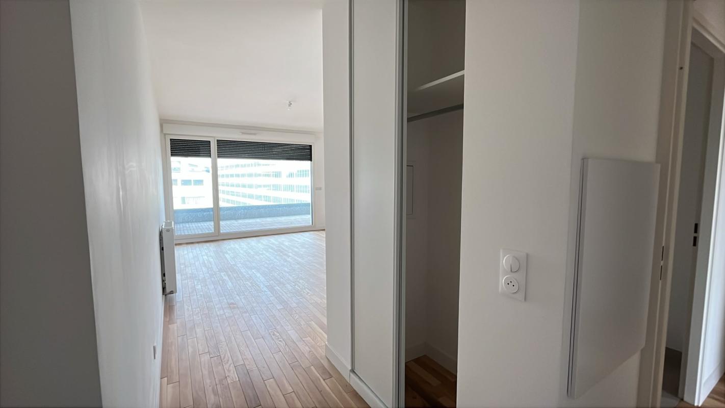 Superbe T4 de 82m² - Miniature 8