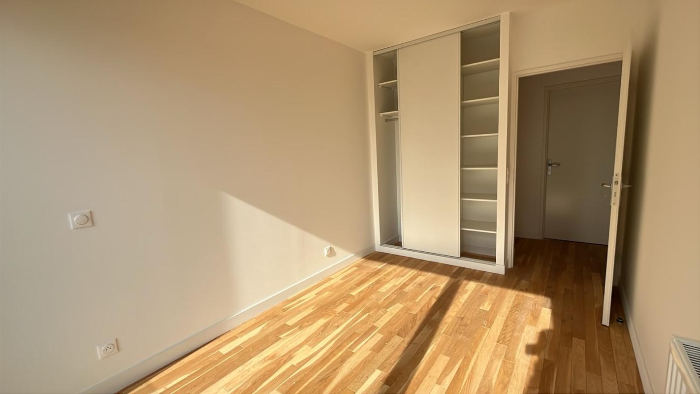 T3 NEUF AVEC BALCON DE 20M² - Miniature 5