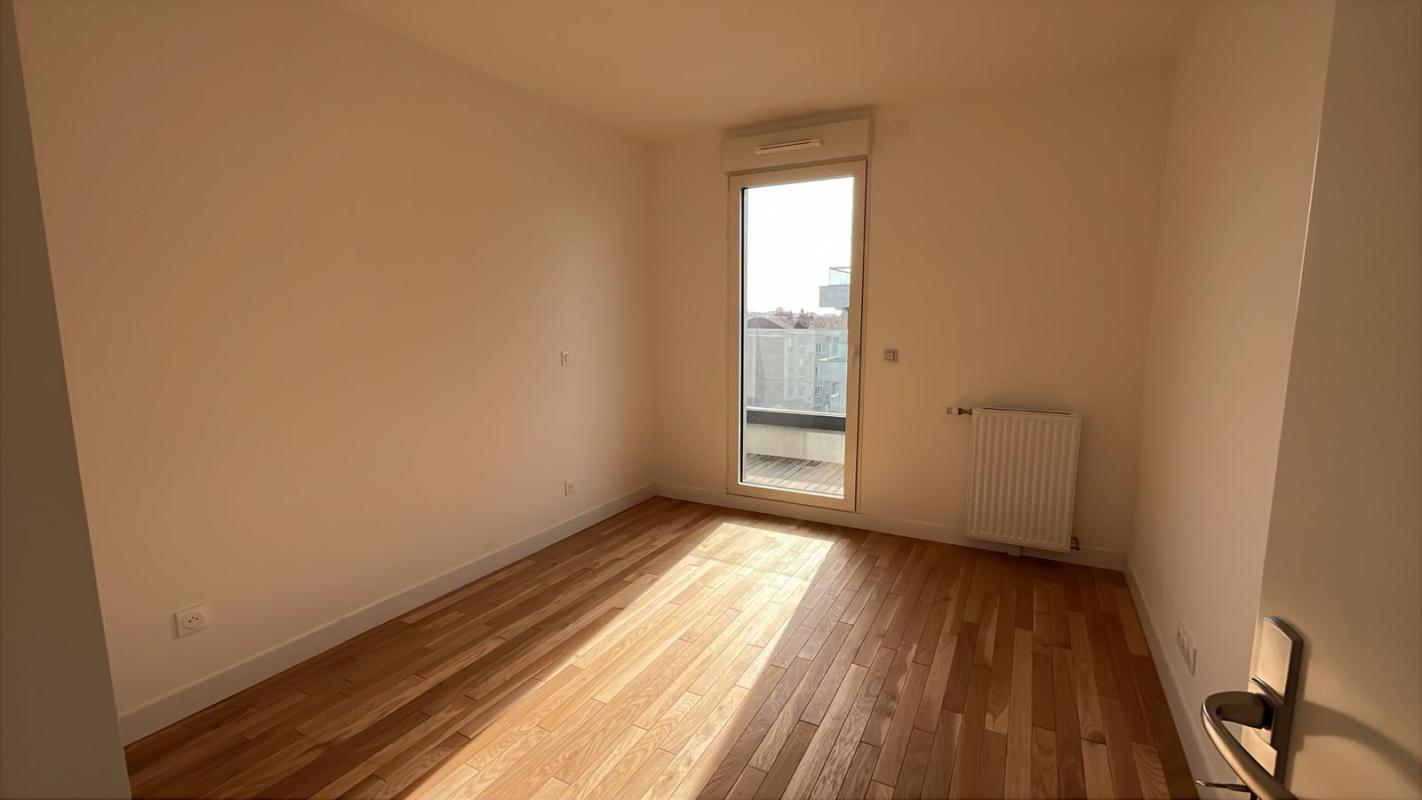 T3 NEUF AVEC BALCON DE 20M² - Miniature 6