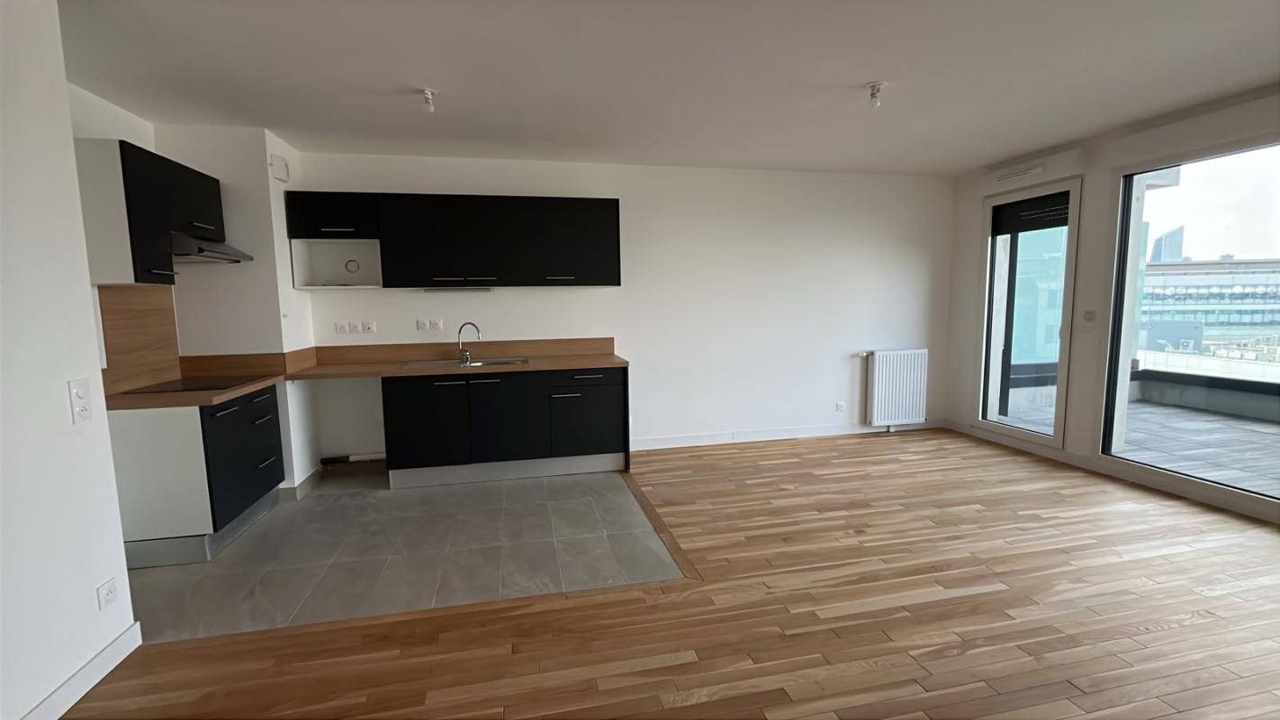 Superbe T4 de 82m² - À louer - 4 pièces, 82.6m² à COLOMBES