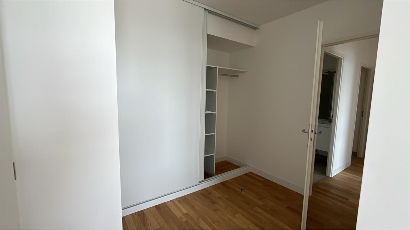 Superbe T4 de 82m² - Miniature 3