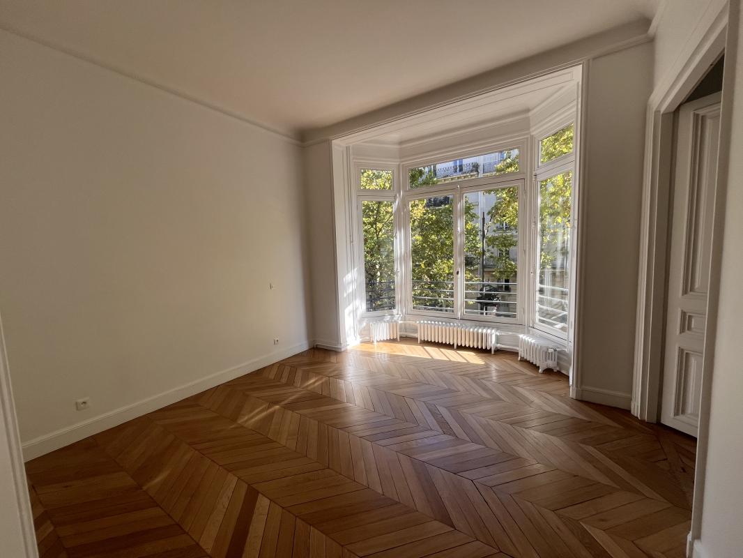 SUPERBE T5 DE 180m² au 2ème étage - BAIL CODE CIVIL - Miniature 10