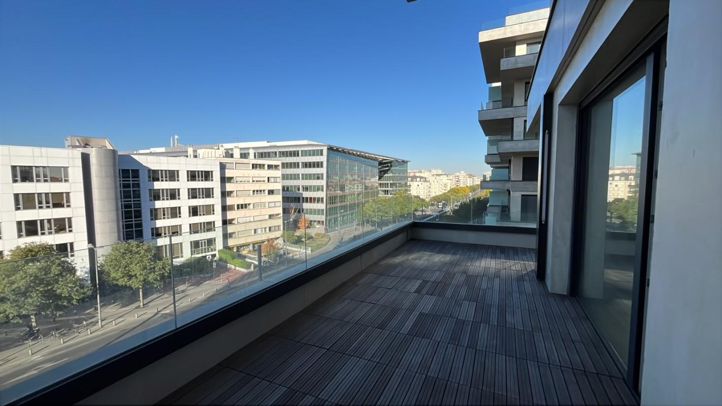Grand T4 de 84m² avec balcon - Miniature 5