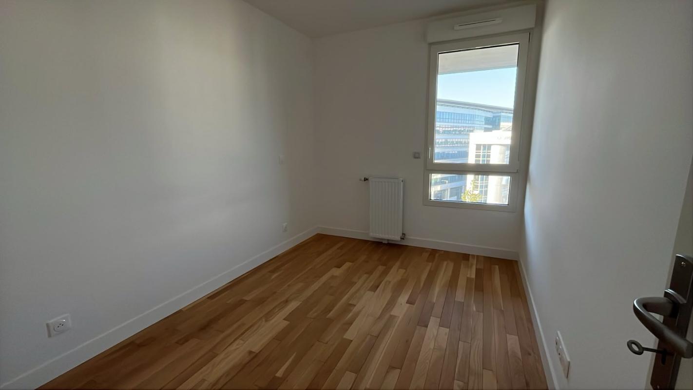Grand T4 de 86m² avec balcon - Miniature 3