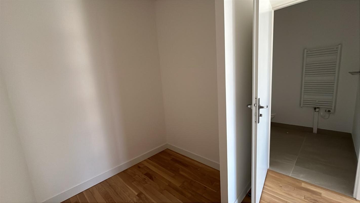Grand T4 de 86m² avec balcon - Miniature 7