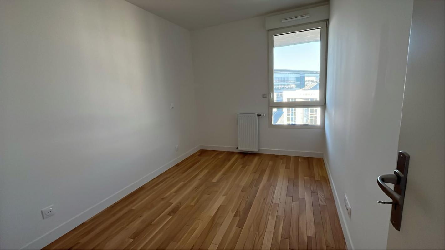 Superbe T4 de 85m² - Miniature 5