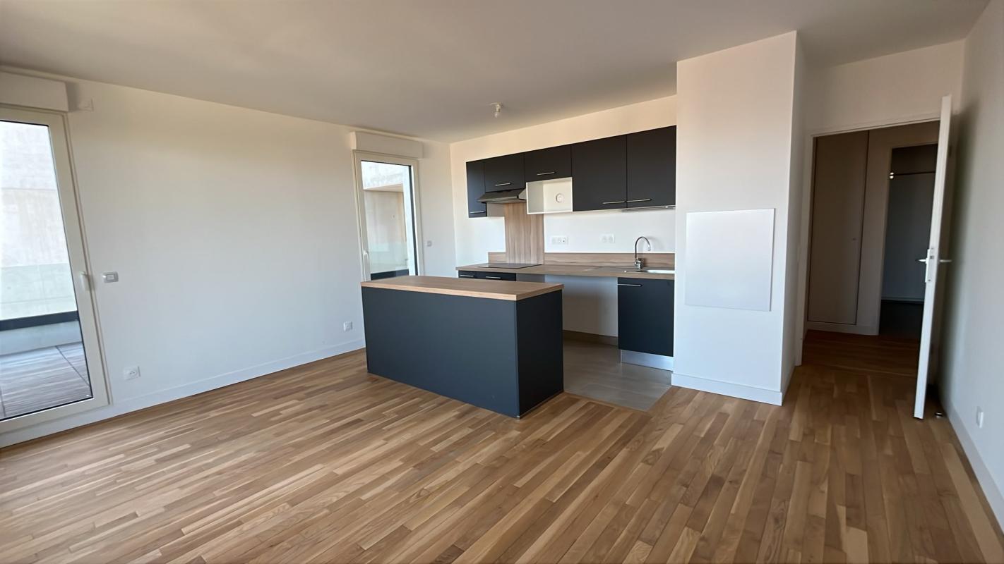 Superbe T3 de 59m² - À louer - 3 pièces, 59m² à COLOMBES