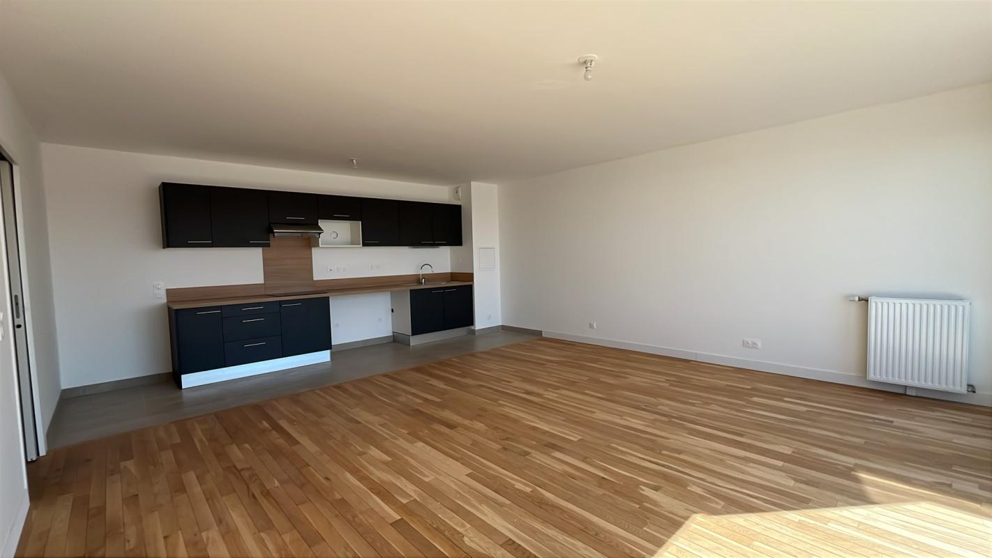 Grand T4 de 86m² avec balcon - Miniature 2