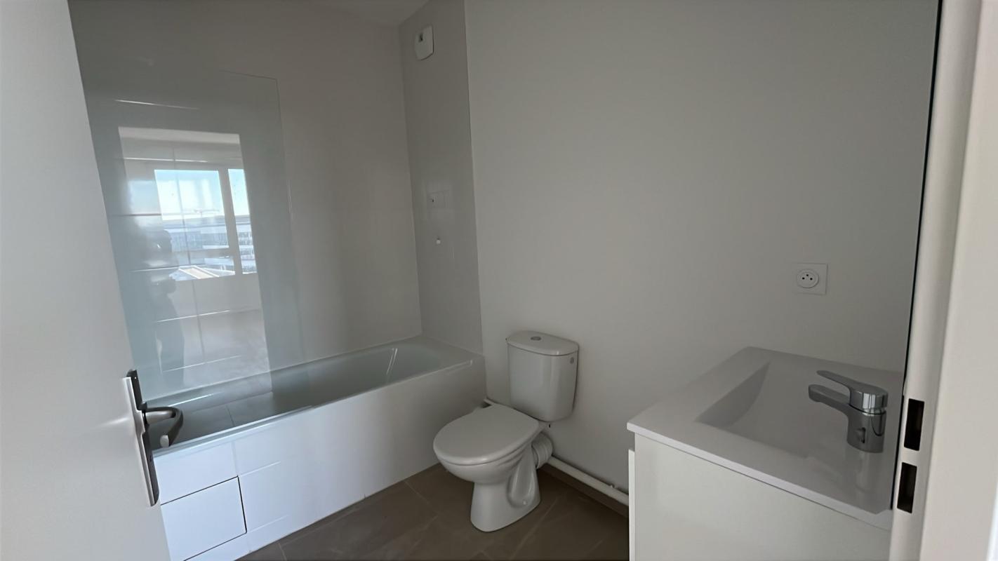 Grand T4 de 86m² avec balcon - Miniature 8