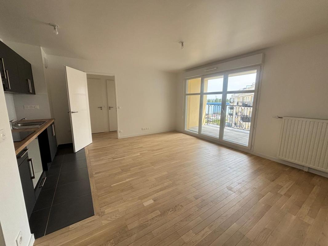 Superbe T3 de 60,8m² - À louer - 3 pièces, 60.8m² à LE BLANC MESNIL
