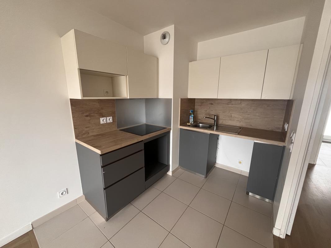 DUPLEX 4 PIECES DE 87m² - COURTILLES - Miniature 3