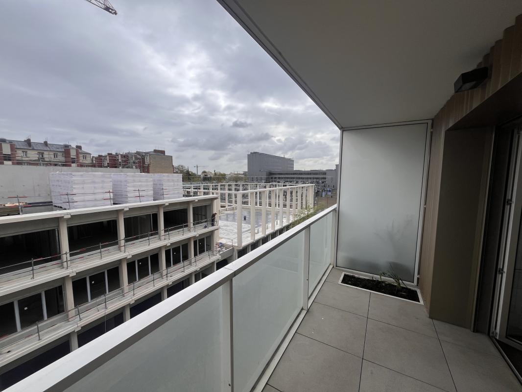 DUPLEX 4 PIECES DE 87m² - COURTILLES - Miniature 5