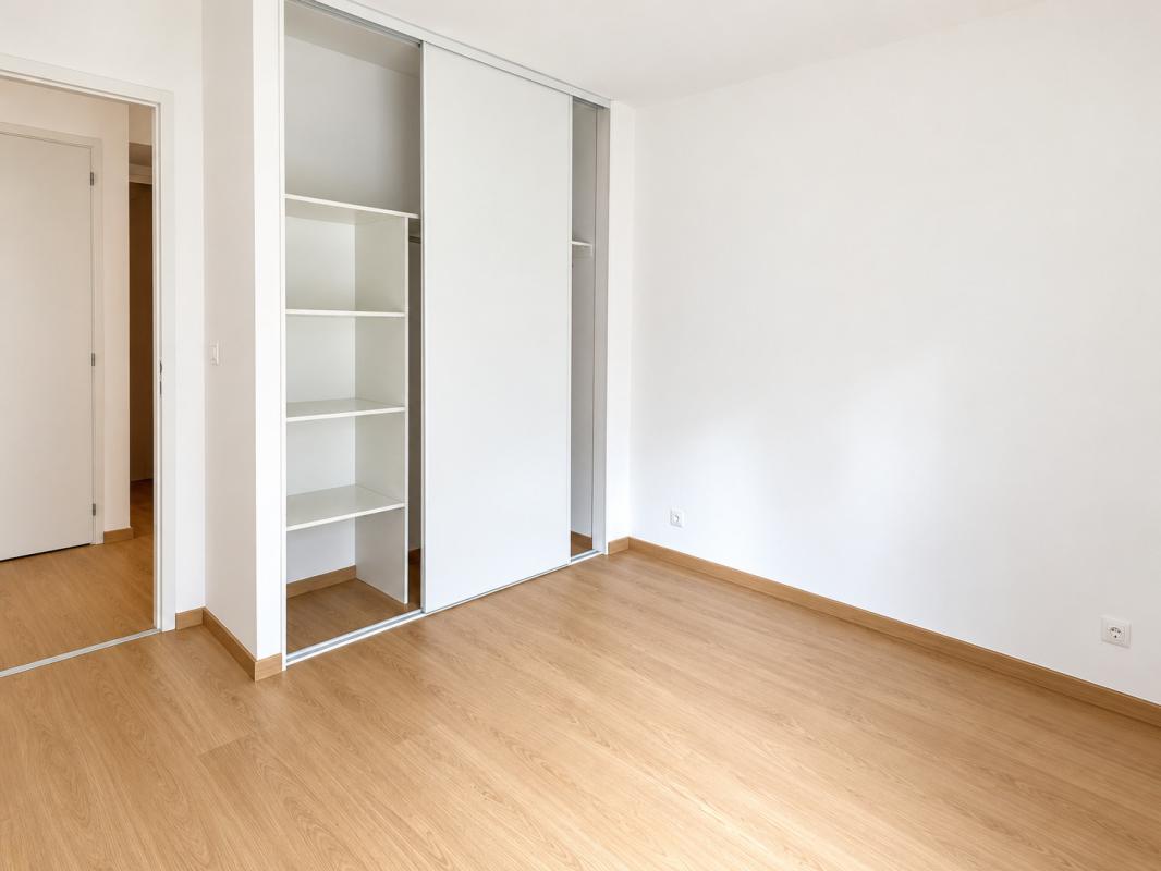 T3 NON MEUBLE - Miniature 10