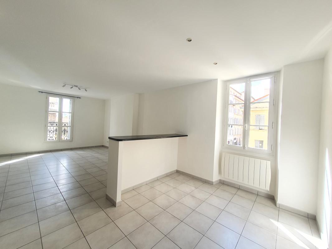 APPARTEMENT DE TYPE 3 SADI CARNOT - Miniature 4