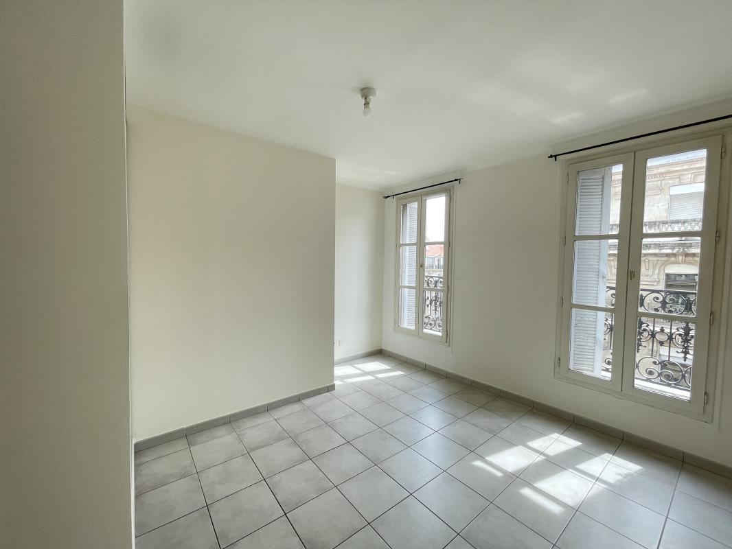 APPARTEMENT DE TYPE 3 SADI CARNOT - Miniature 8