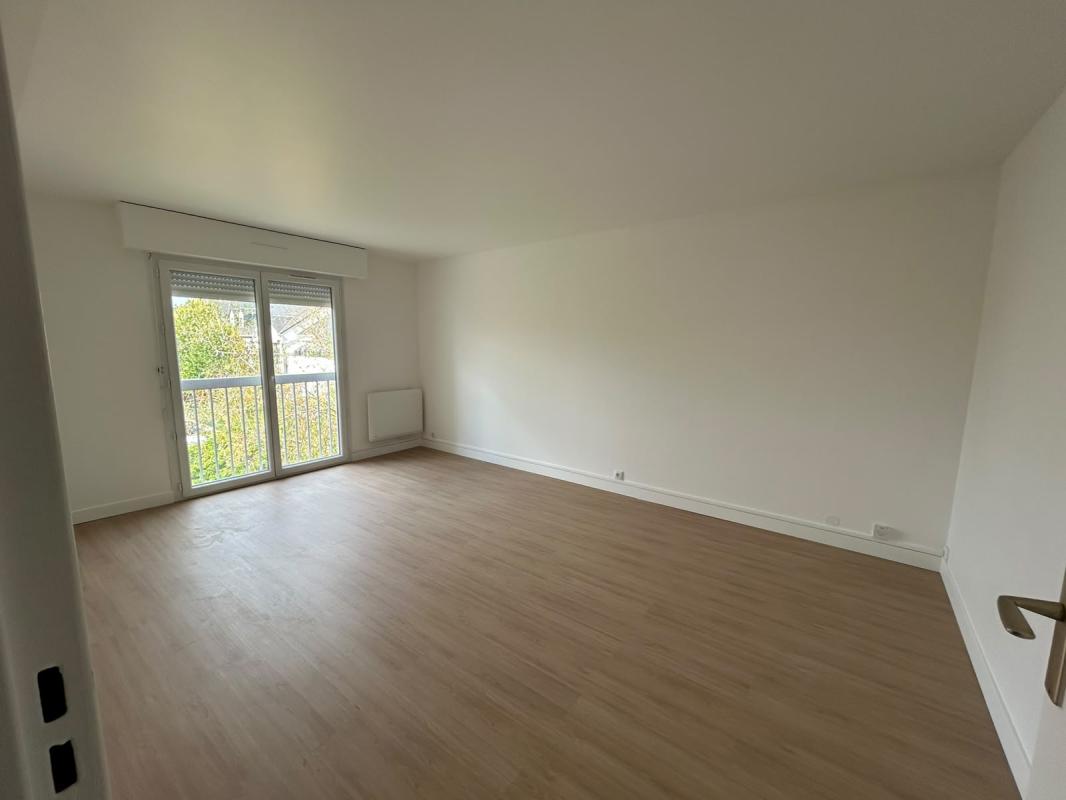 Grand T2 de 49m², photo 1 sur 6