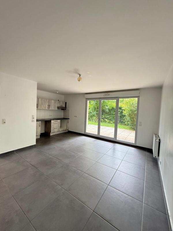 BEAU TROIS PIECES - IMMEUBLE RECENT - EAUBONNE, 3 pièces, 61,3 m² à Eaubonne