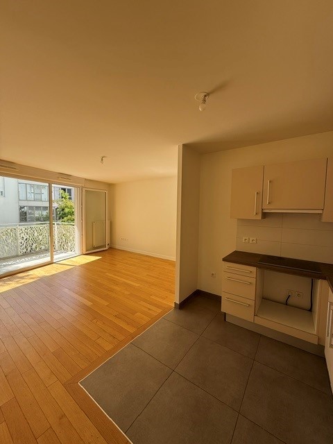 Bel appartement - 3 pièces - Immeuble récent - Cergy, 3 pièces, 64 m² à Cergy