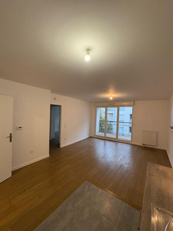 Appartement 3 Pièces - Immeuble récent - Chatenay Malabry, photo 1 sur 8