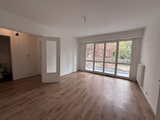 T2 de 43 m², 2 pièces, 43,3 m² à Noisy-le-Grand