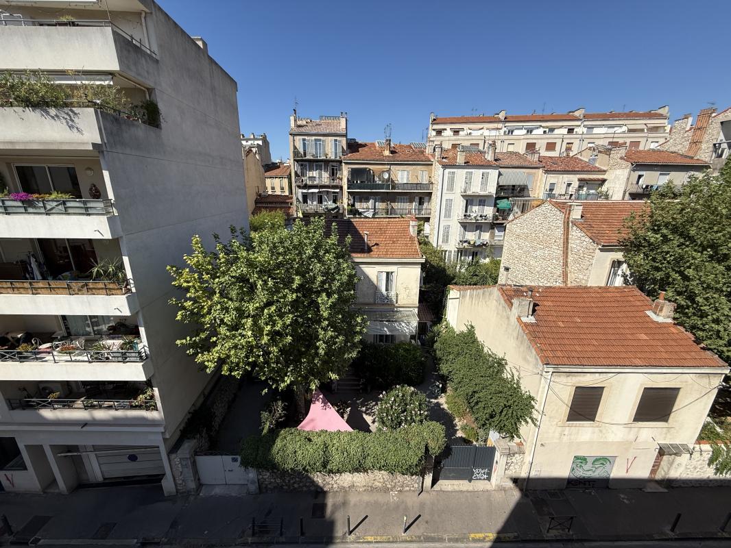 Marseille 5e / Conception – T4 avec balcon – Idéal RP ou investissement colocation, 4 pièces, 77 m² à Marseille 5e