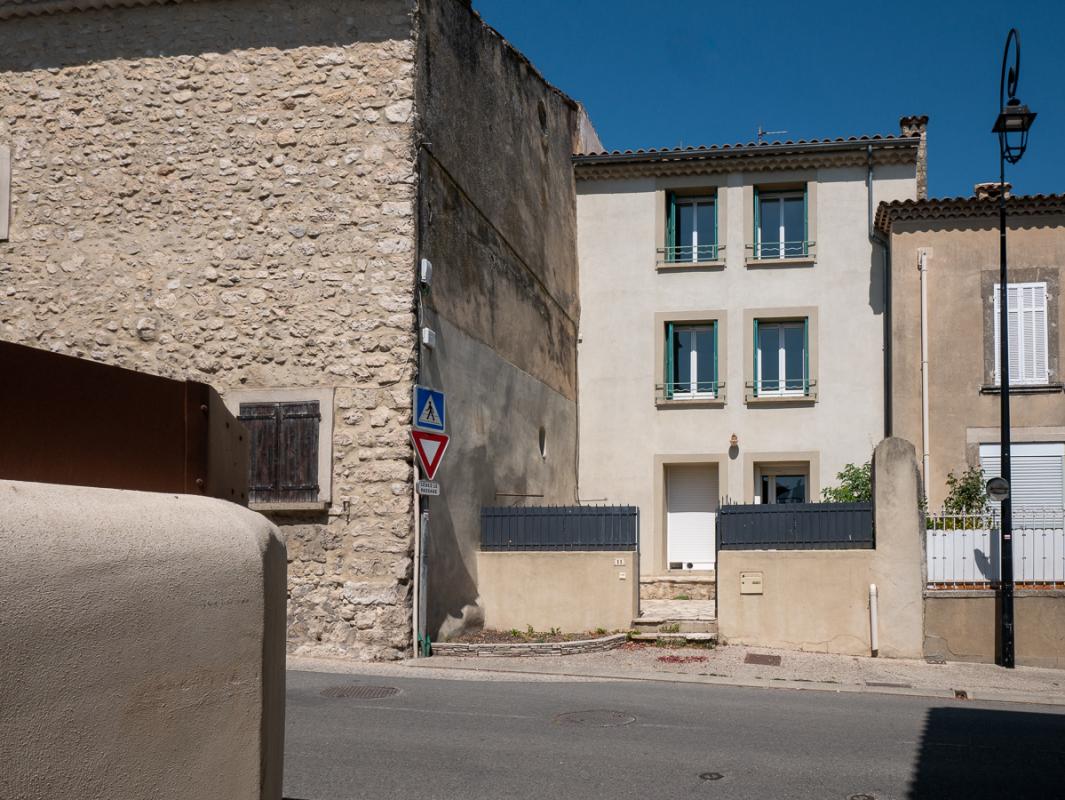 Maison de village familiale 138,5 m² avec cour à Velleron