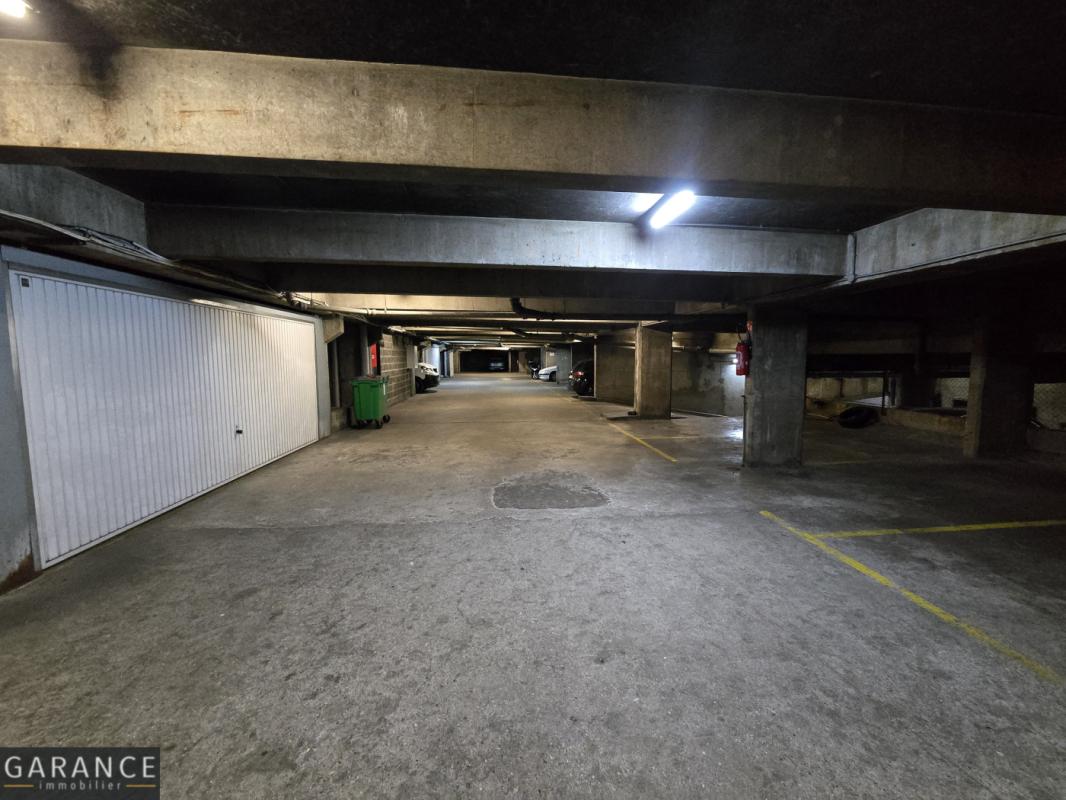 Parking à Paris (75013)