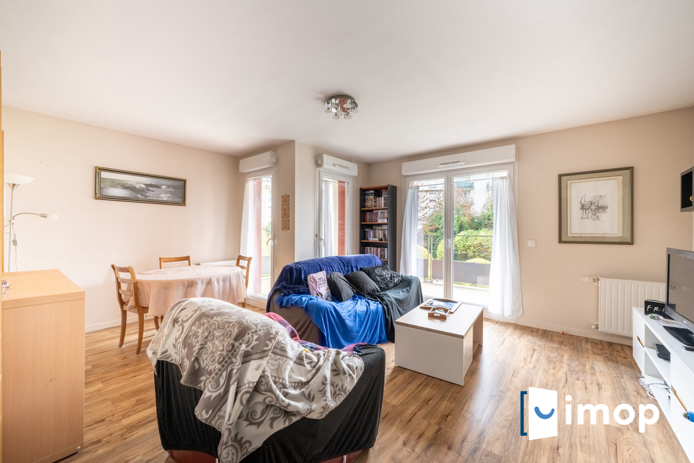 T3 avec exterieur et parking