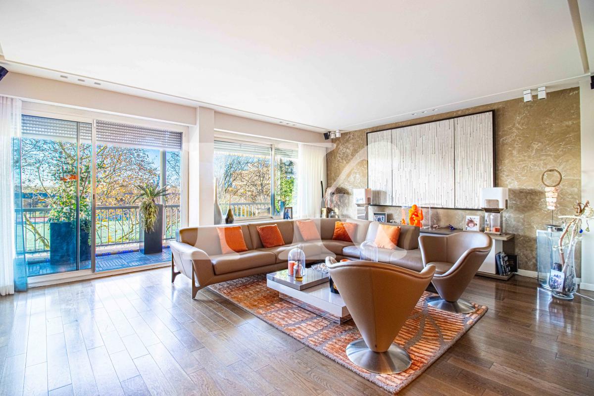 T5 - Appartement d’exception avec balcon et vue dégagée
