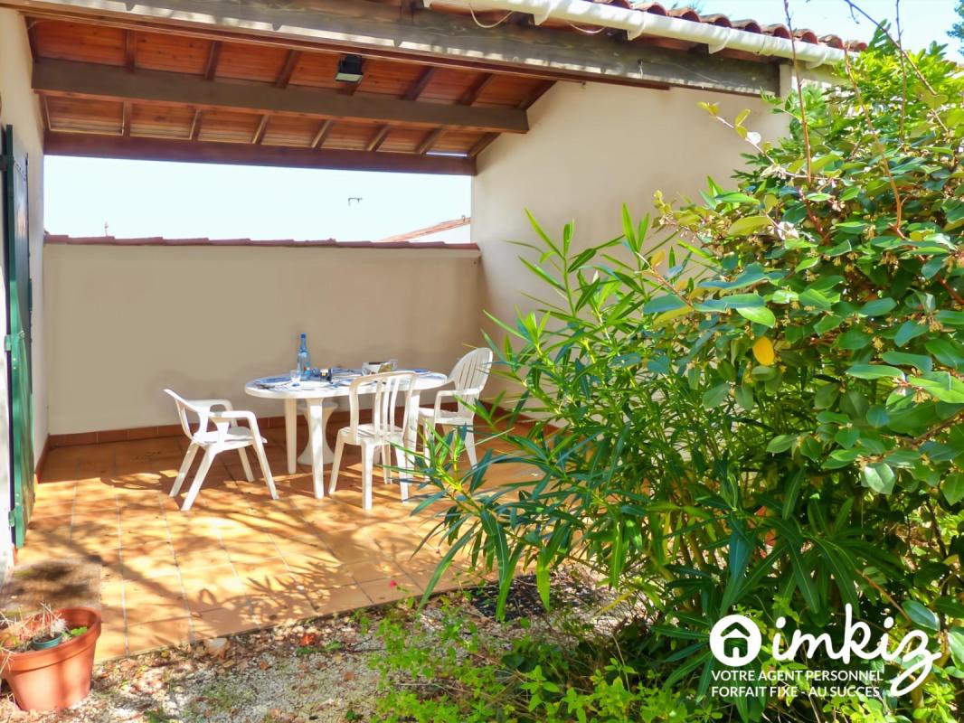 Maison calme, proche de la mer, 3 ch., avec patio