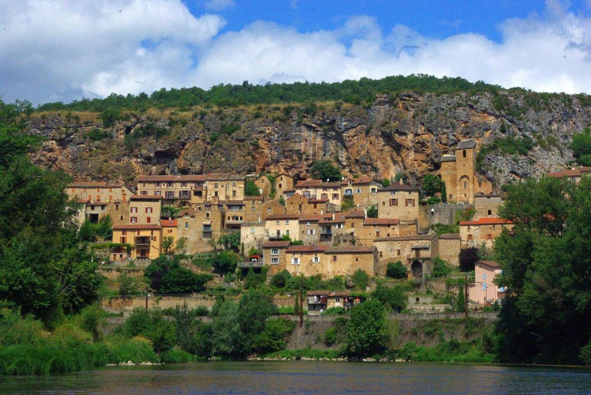 RARE MAISON EN PIERRE VUE PANORAMIQUE VIADUC