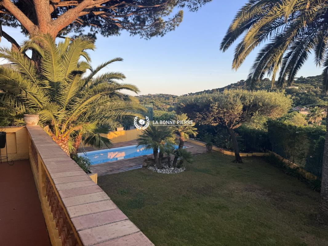 Superbe villa provençale à 6 minutes à pied de la célèbre p - Photo 3
