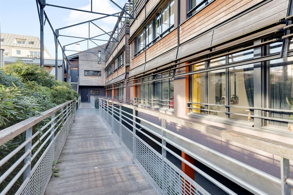 Bureau 66m² — Le Pré-Saint-Gervais