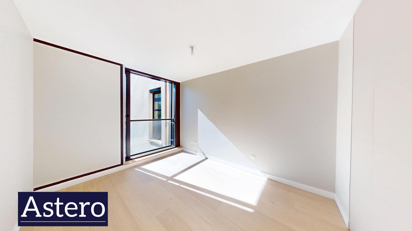 Duplex avec jardin privatif et ascenseur 121 m2 3 pièces - Étangs de Corot - Ville-d'Avray