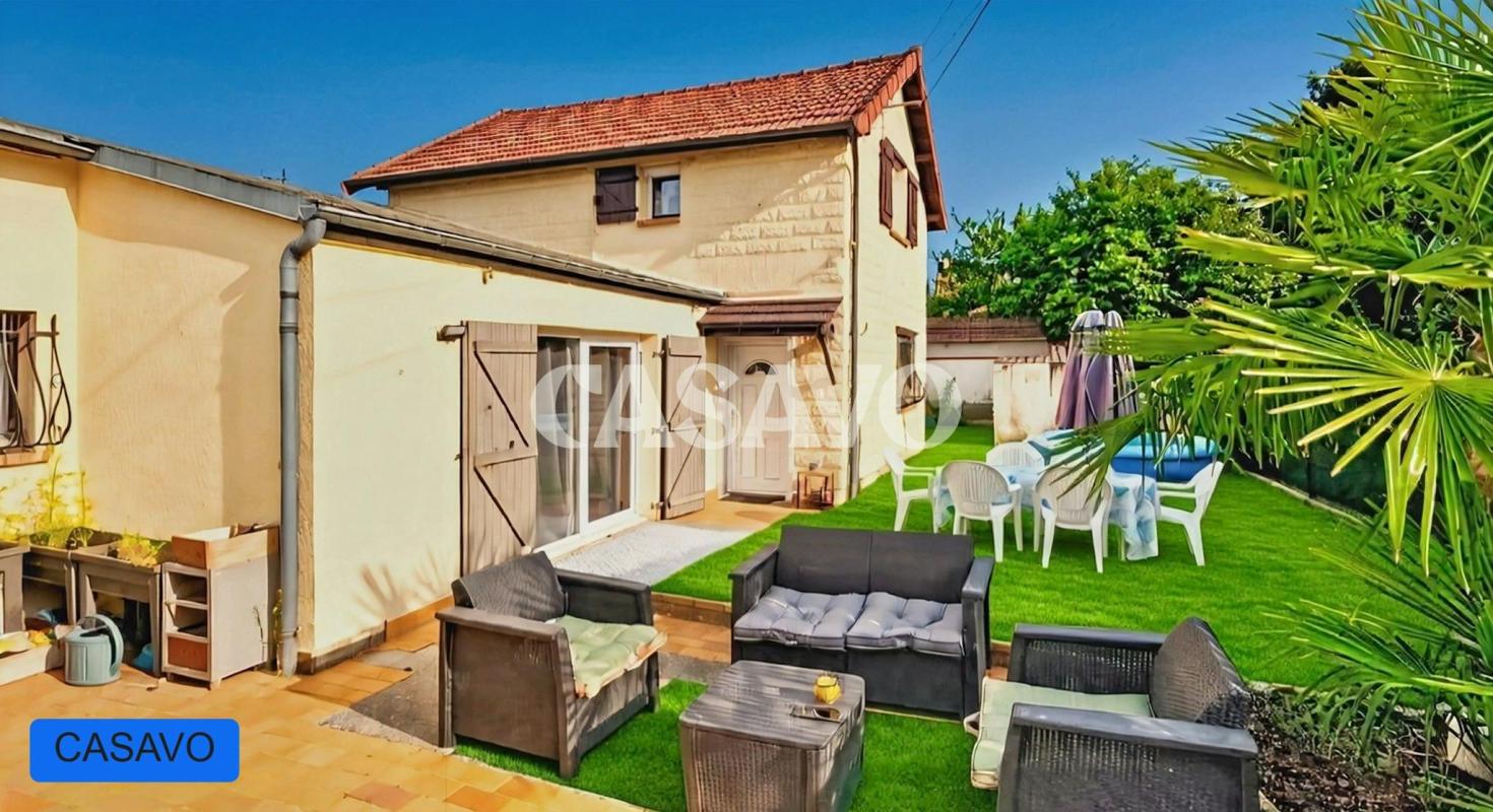 Vente Maison 4 pièces de 91m² - 93190 Livry-Gargan