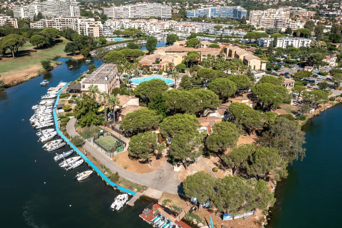 Investissement LMNP T2 Duplex 33 m² - Les Rives de Cannes Mandelieu-la-Napoule (06)